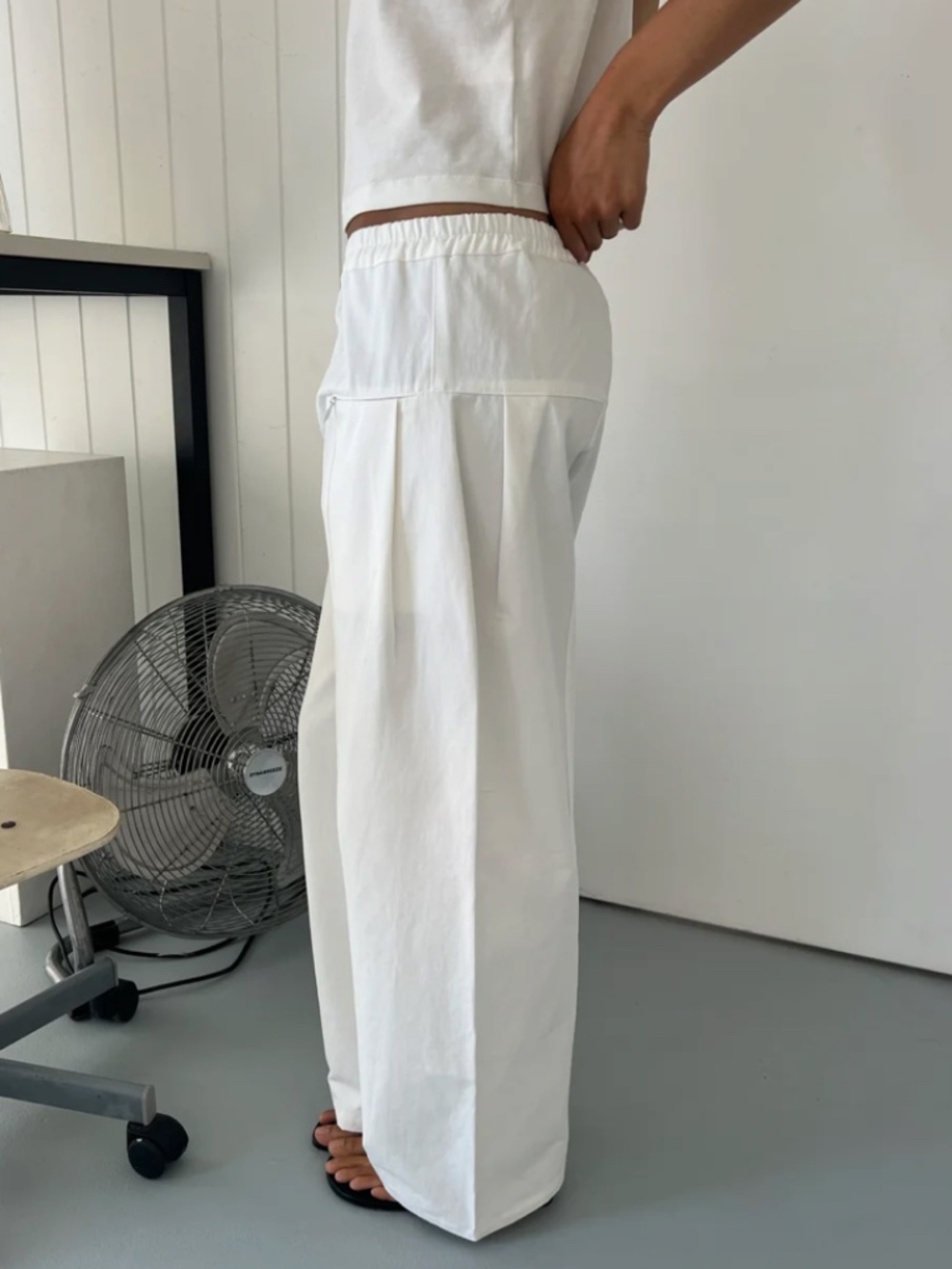 Deiji Studios - White Pleat Pant